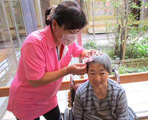 女性の仕事　介護職　岐阜、愛知のお仕事探し